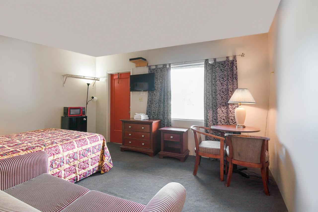 Hotel O Near Fanning Springs State Park Us Hwy 98 โอลด์ทาวน์ ภายนอก รูปภาพ