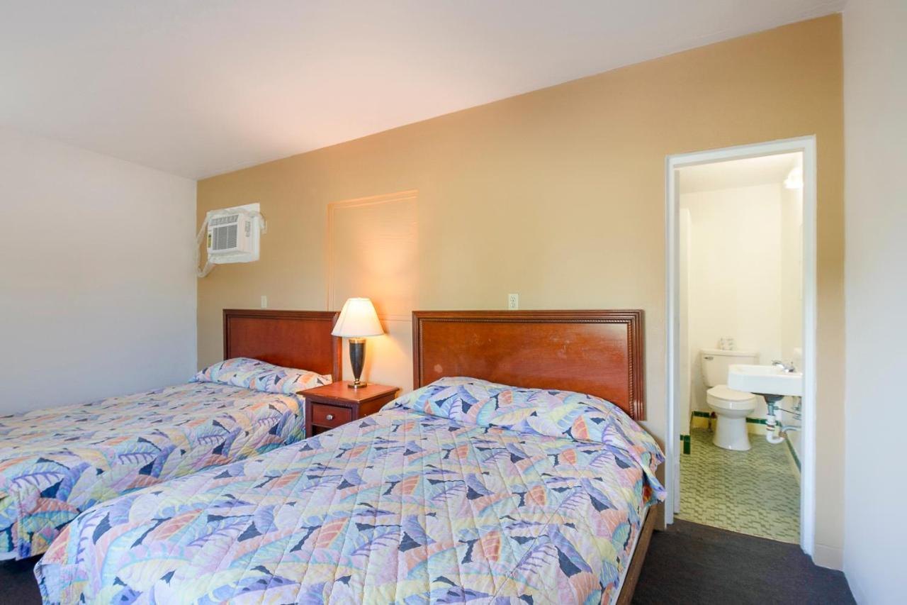 Hotel O Near Fanning Springs State Park Us Hwy 98 โอลด์ทาวน์ ภายนอก รูปภาพ