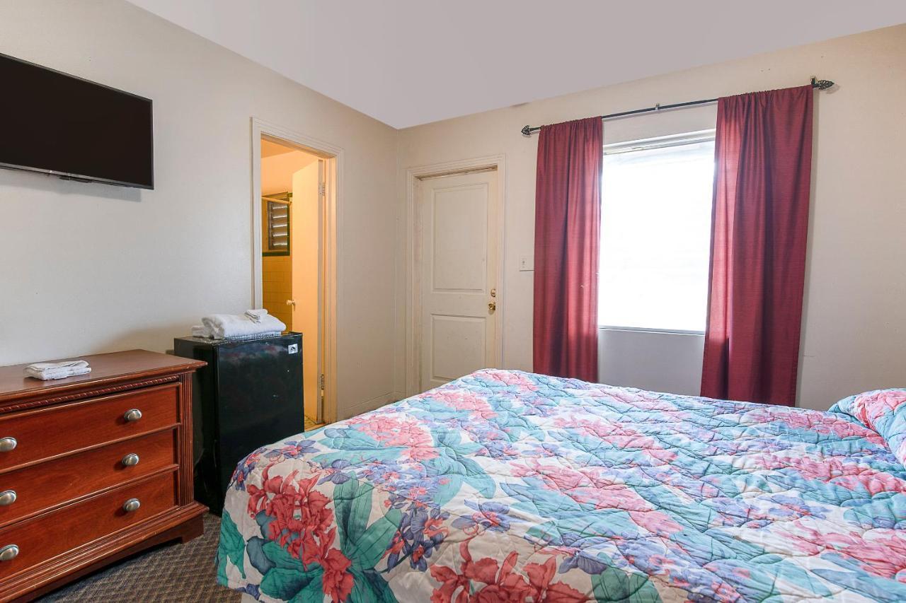 Hotel O Near Fanning Springs State Park Us Hwy 98 โอลด์ทาวน์ ภายนอก รูปภาพ