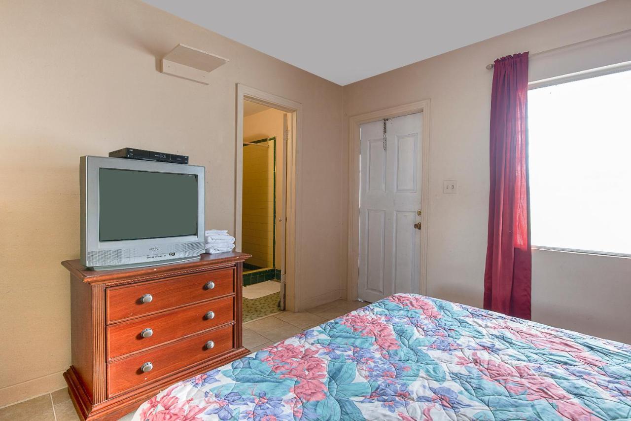 Hotel O Near Fanning Springs State Park Us Hwy 98 โอลด์ทาวน์ ภายนอก รูปภาพ