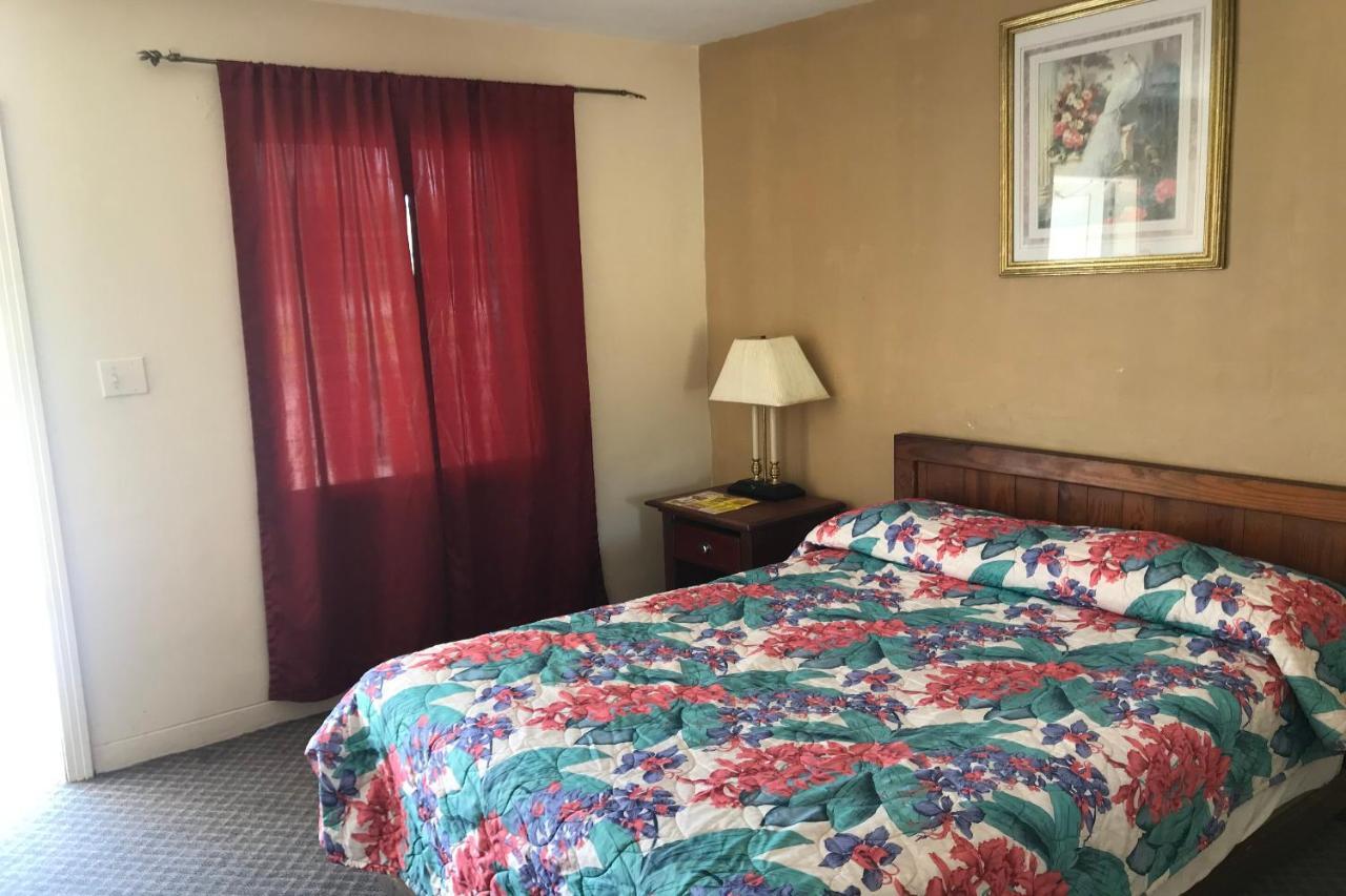 Hotel O Near Fanning Springs State Park Us Hwy 98 โอลด์ทาวน์ ภายนอก รูปภาพ